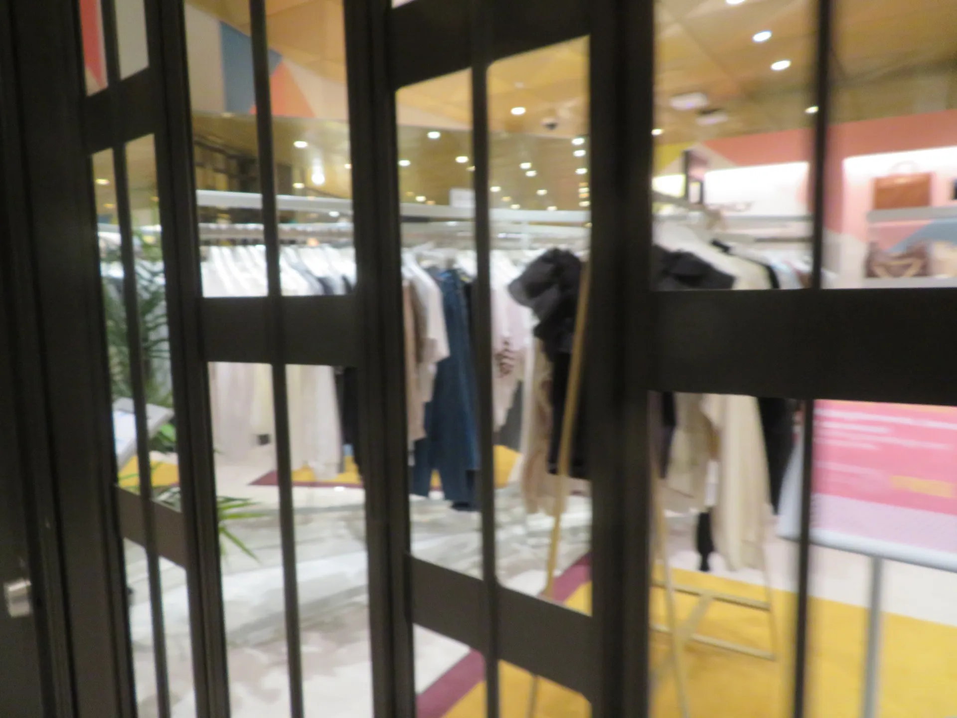横田不動産ライカ倶楽部です。
